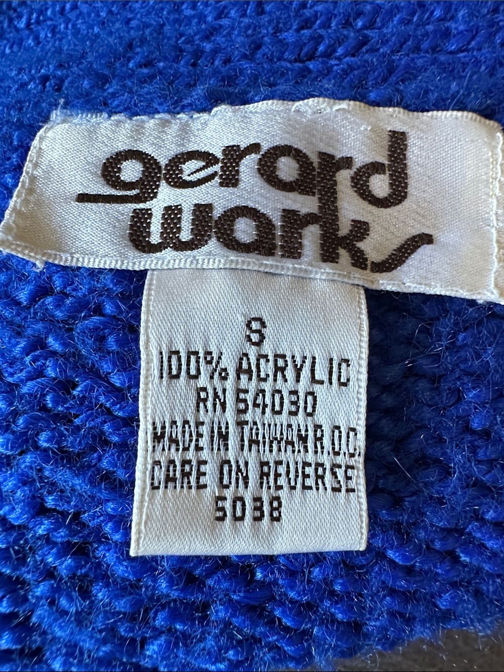 Vintage 80’s Gerard Works Royal Blue V-Neck Button Cardigan Small Preppy - Picture 6 of 6